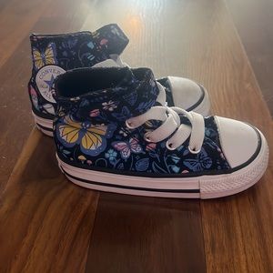 Converse size 5 walker/toddler shoes
